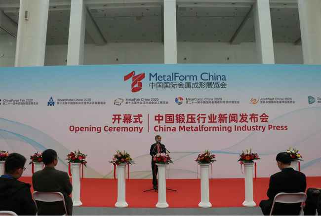 1640400579708419.jpg 8390-kcysmrw2519968.jpg